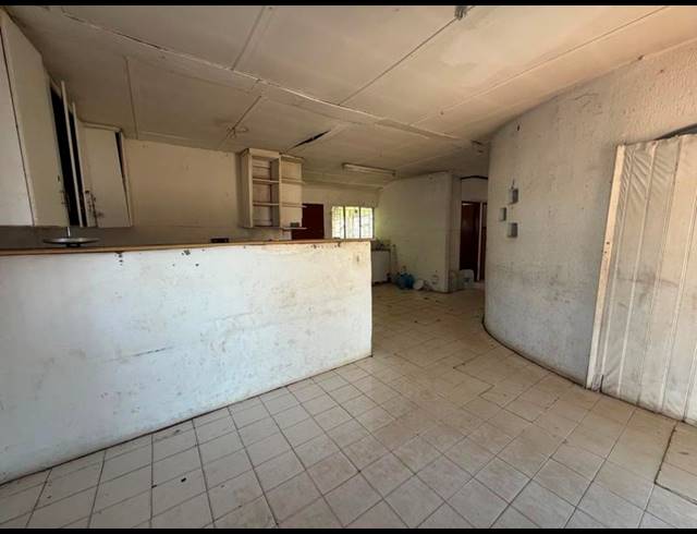 3 BEDROOM HOUSE FOR SALE IN LAUDIUM